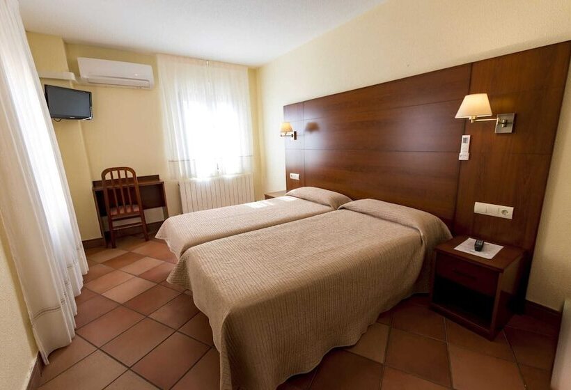 Номер Стандарт, Hostal Restaurante Santa Cruz