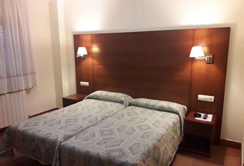 スタンダードルーム, Hostal Restaurante Santa Cruz