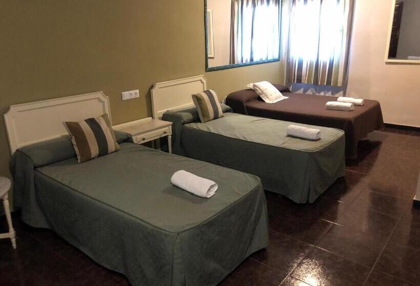 חדר סטנדרט לשלושה, Molino De Saydo