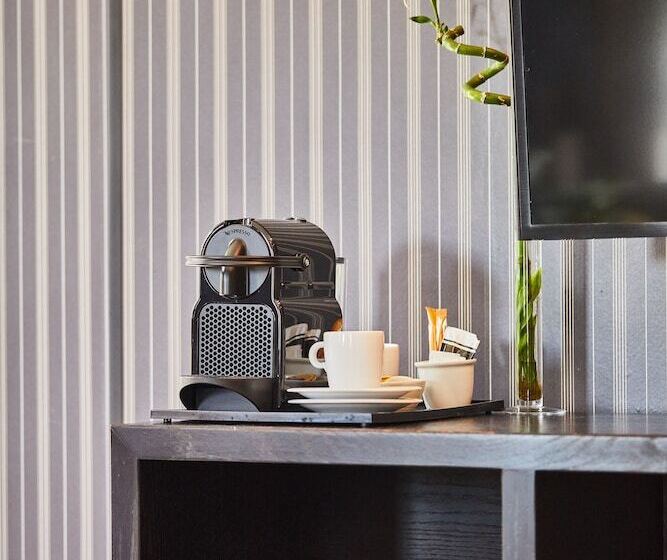 سوئیت جونیور با چشمانداز باغ, Silken Gran Hotel Durango