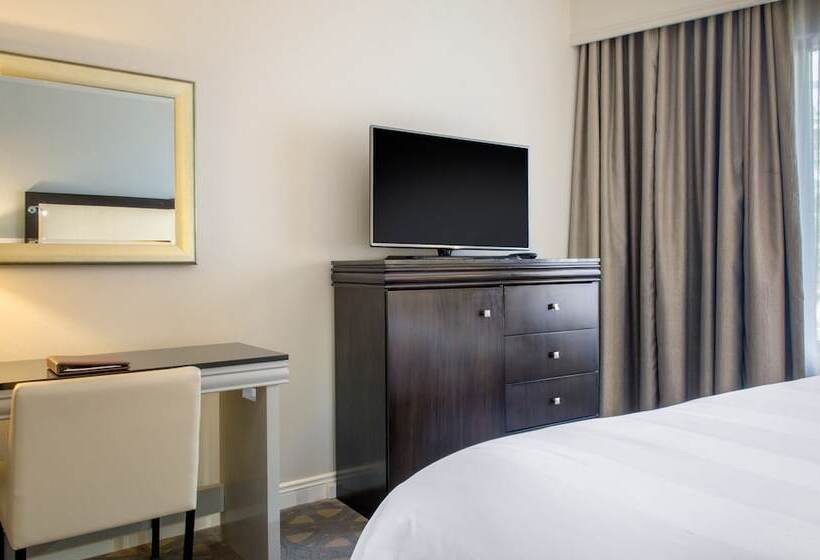 غرفة ديلوكس لذوى الاحتياجات الخاصة, Riverfront Hotel New Orleans