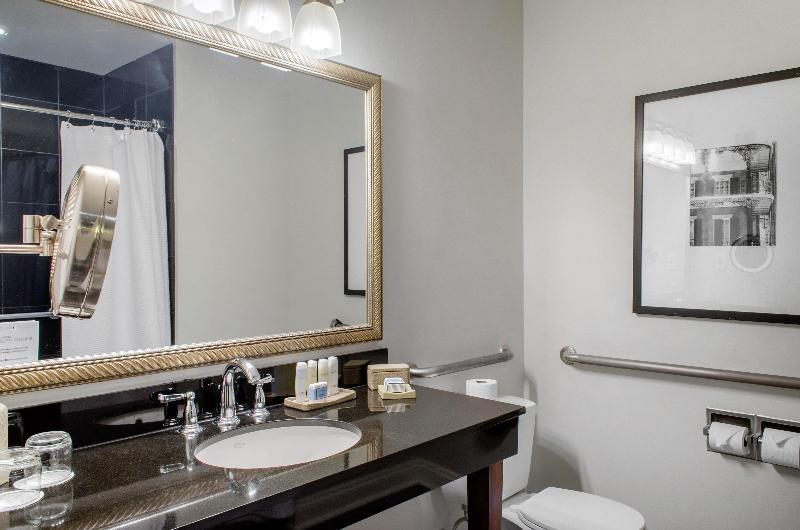 اتاق لوکس, Omni Riverfront New Orleans