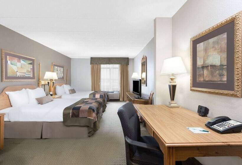 带2个双人床的标准工作室, Wingate By Wyndham Mechanicsburg