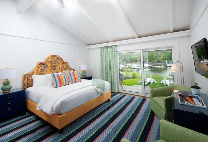 스탠다드 룸 킹사이즈 침대, Yachtsman Lodge & Marina