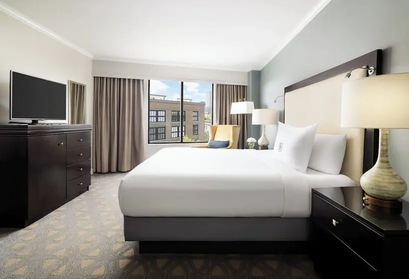 غرفة ديلوكس لذوى الاحتياجات الخاصة, Riverfront Hotel New Orleans