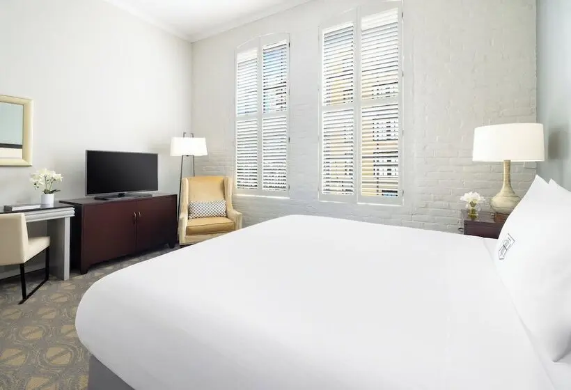 غرفة بريميوم, Riverfront Hotel New Orleans
