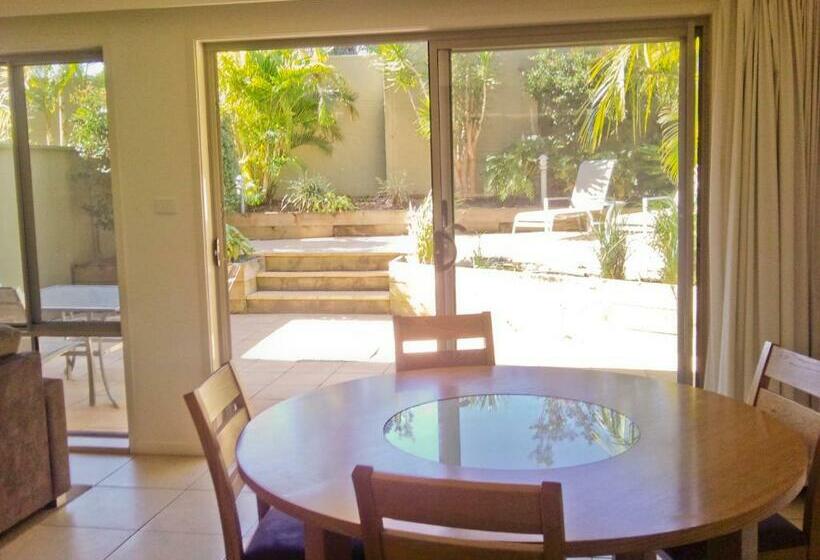 内部两卧公寓, Beach Resort Apartment