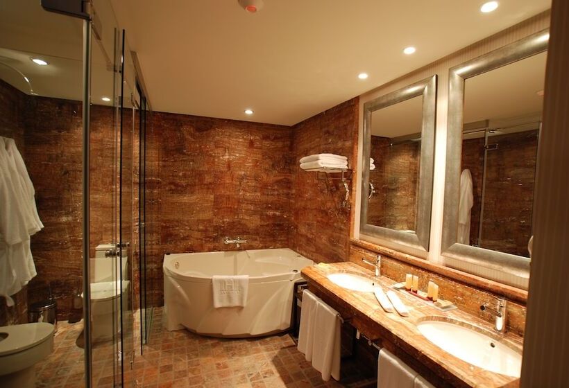 סוויטה, B Bou Hotel La Viñuela & Spa