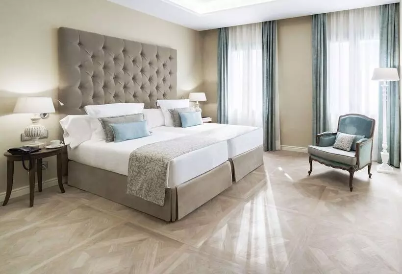 スタンダードトリプルルーム, Colón Hotel Barcelona