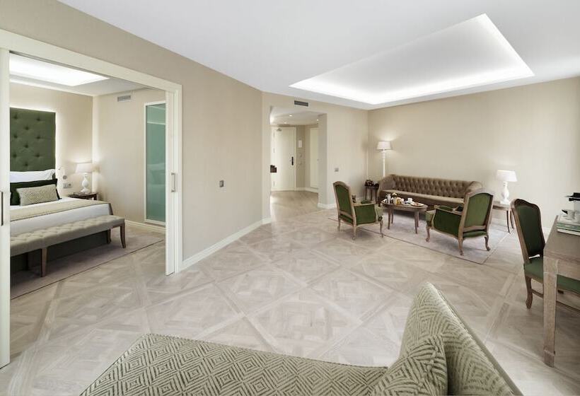 Люкс, Colón Hotel Barcelona