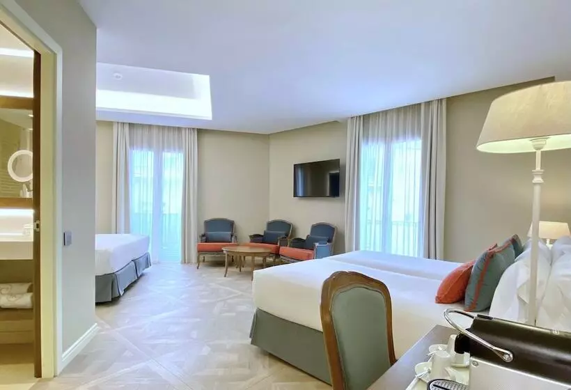 クラシックルーム, Colón Hotel Barcelona