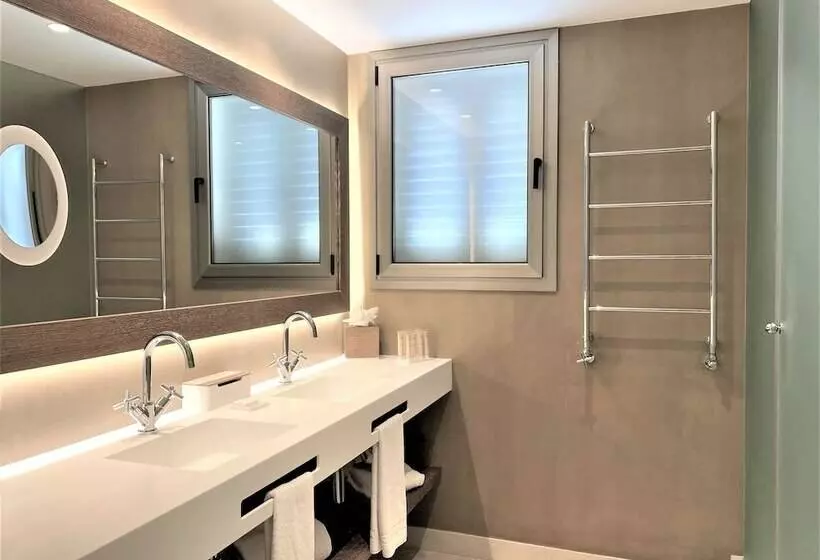 アウトサイドクラシックルーム, Colón Hotel Barcelona