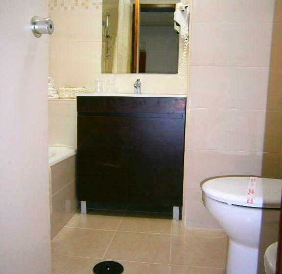 스탠다드 룸, Cristal Caldas