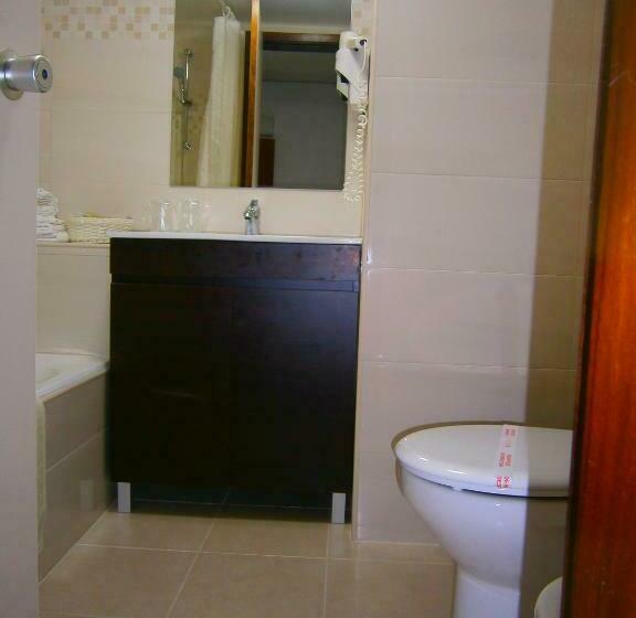 스탠다드 트리플 룸, Cristal Caldas