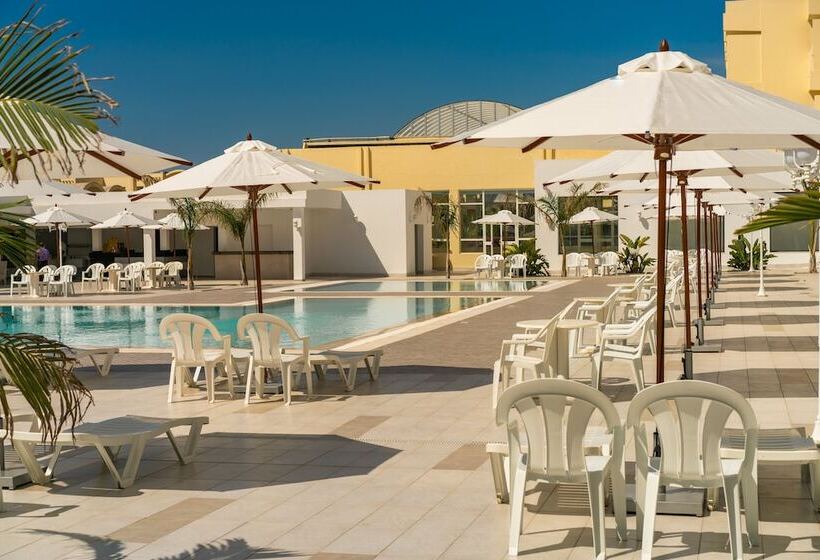 四人标准间, Dar Khayam