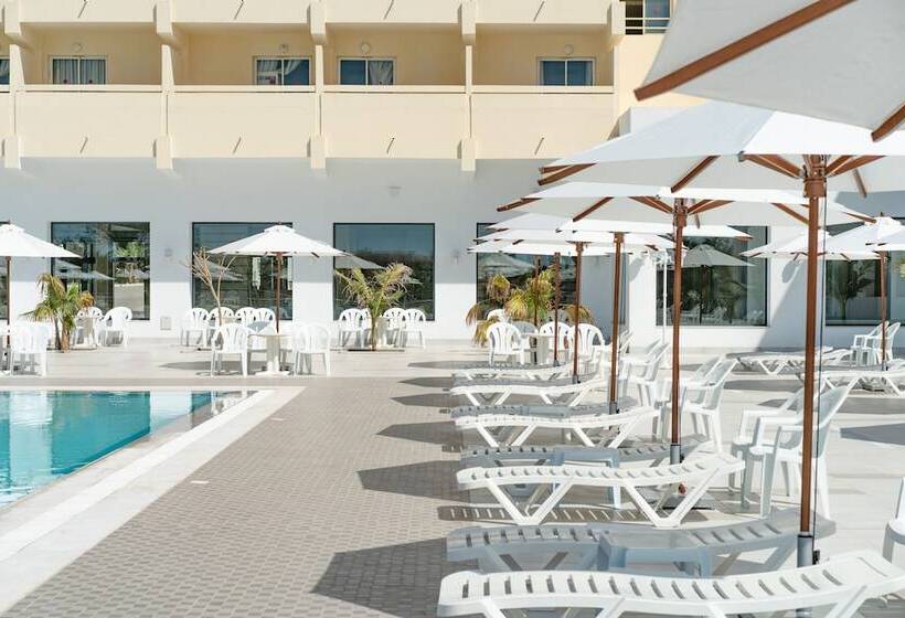 四人标准间, Dar Khayam