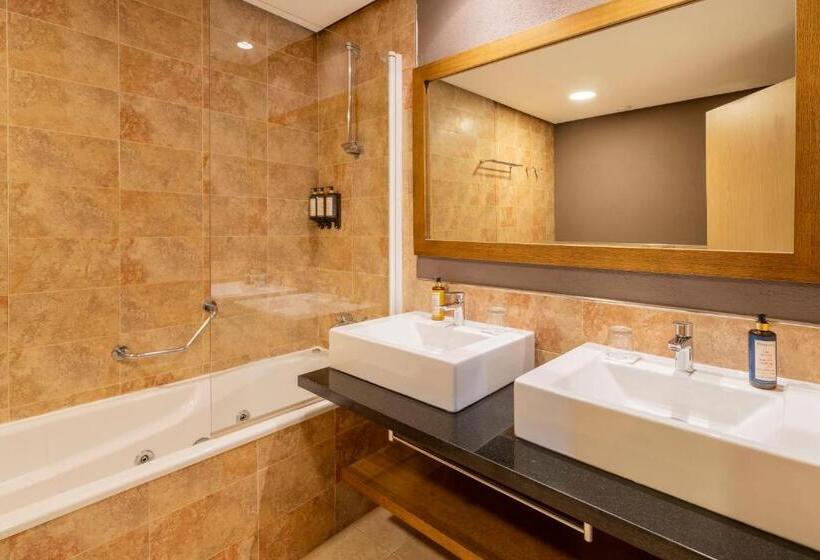 マウンテンビューデラックスルーム, Eurostars Royal Tanau