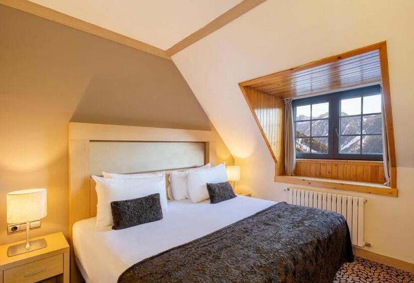 マウンテンビューデラックスルーム, Eurostars Royal Tanau