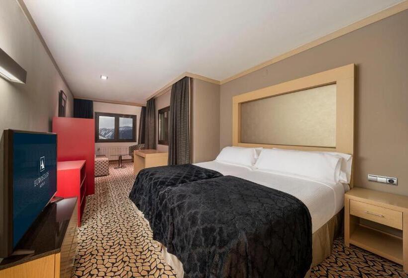 マウンテンビュースイート, Eurostars Royal Tanau