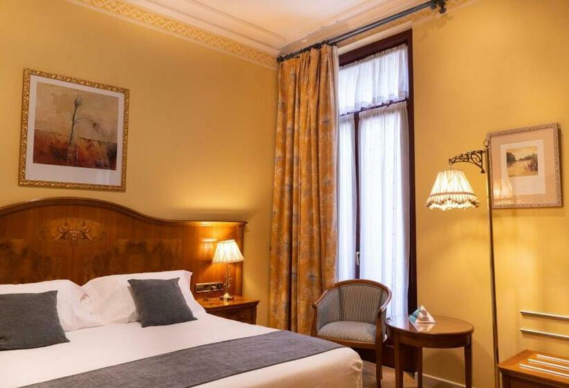 اتاق استاندارد, Alda Mercado De Zamora