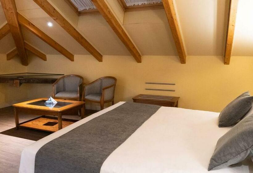 اتاق استاندارد, Alda Mercado De Zamora