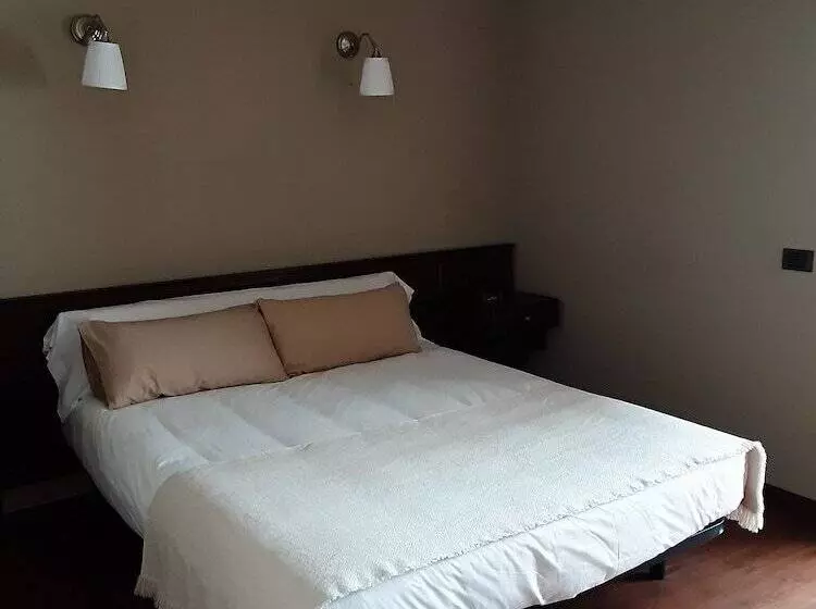 Standardzimmer, Marqués De La Moral