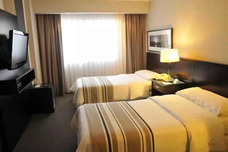 エクゼクティブルーム, Plaza Real Suites