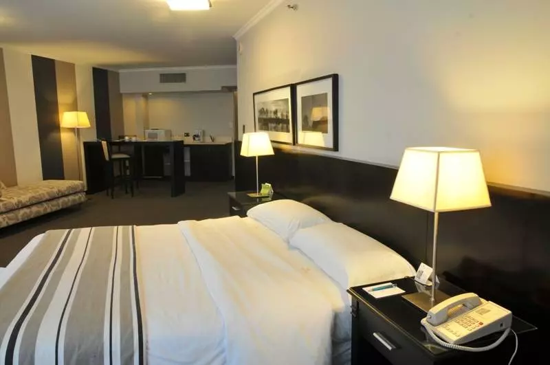 デラックスルーム, Plaza Real Suites