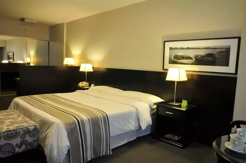 エクゼクティブルーム, Plaza Real Suites