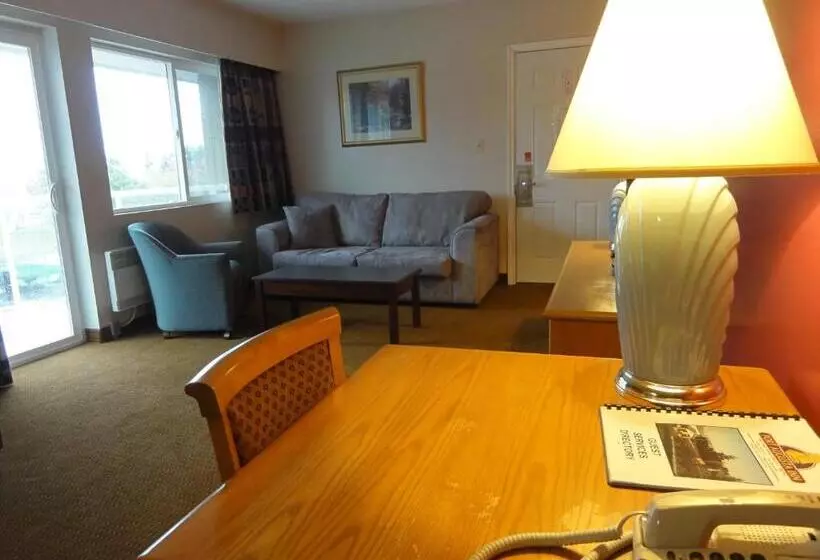 سوئیت 2 خوابه, Port Augusta Inn