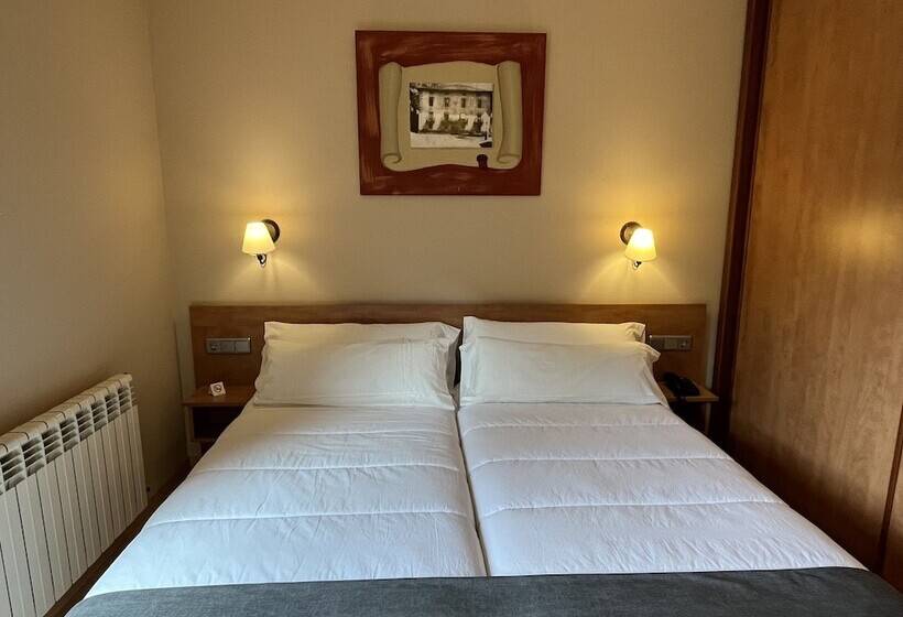 家庭间, Wuau! Hotel Segle Xx