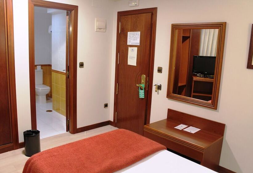 اتاق استاندارد یک نفره, Villa De Marin