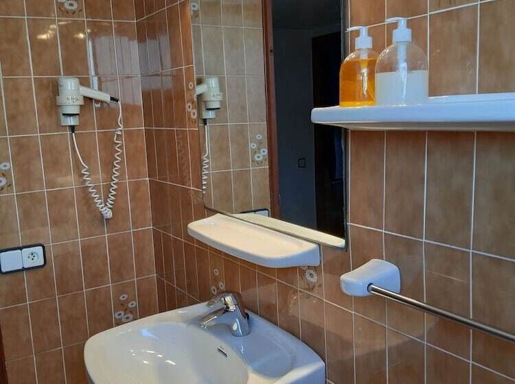 Номер Стандарт Трехместный, Medplaya Hotel Vistamar Costa Dorada