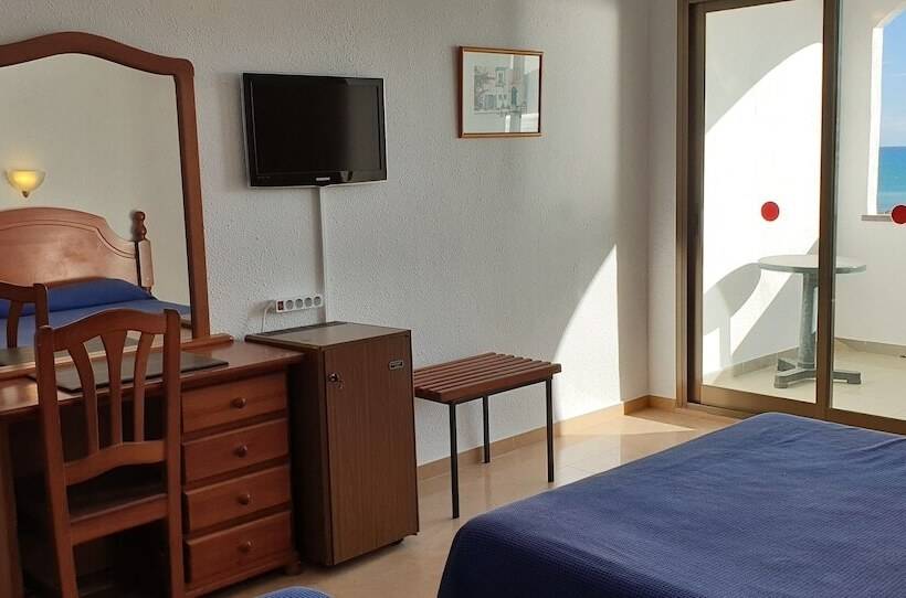 4인용 스탠다드 룸, Medplaya Hotel Vistamar Costa Dorada