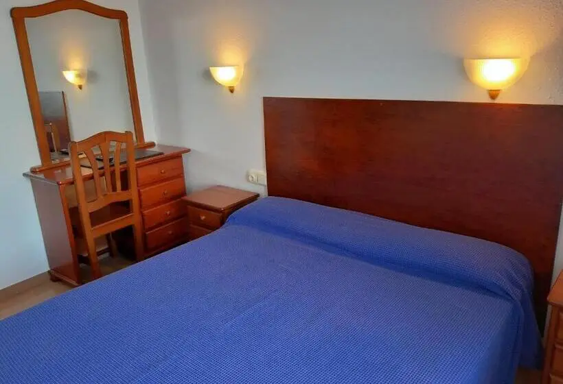 اتاق خانوادگی با چشم‌انداز دریا, Medplaya Hotel Vistamar Costa Dorada