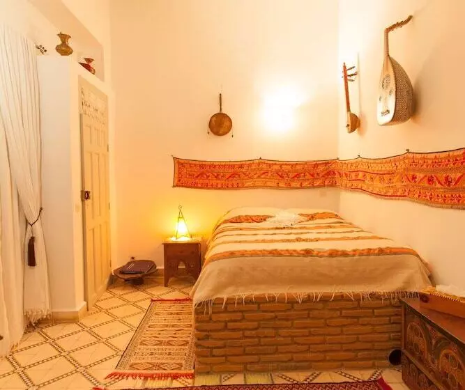 スタンダードシングルルーム, Riad Al Zahia