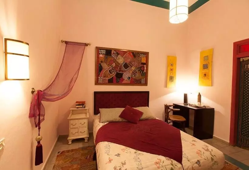 スタンダードシングルルーム, Riad Al Zahia