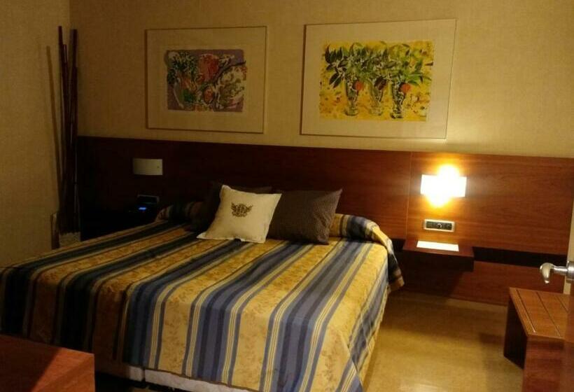 סוויטה, Sercotel Palacio De Tudemir