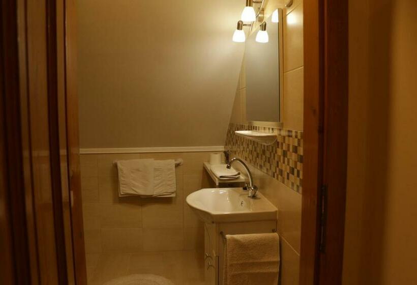 标准间, Hartmann Panzió