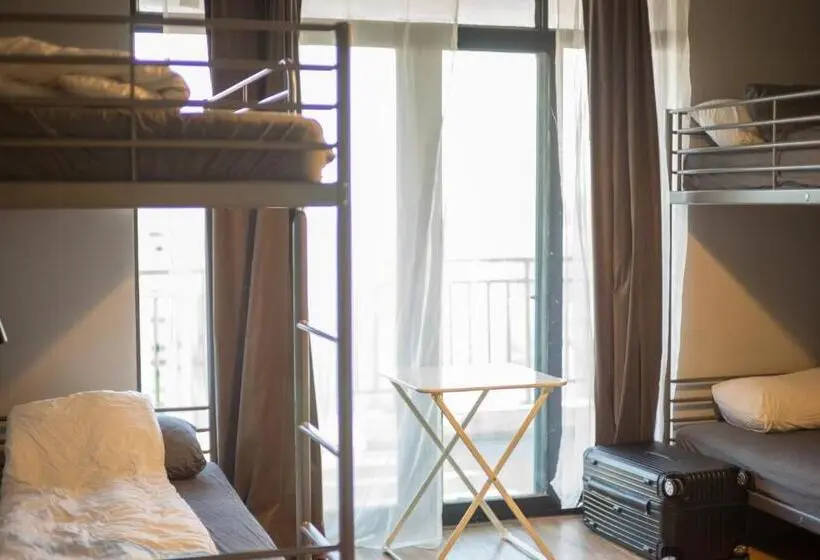 تختخواب در اتاق مشترک, Ma Cherie Homestay