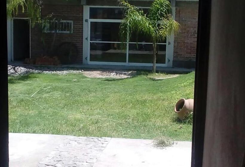 דירת חדר, La Chacarita Apart