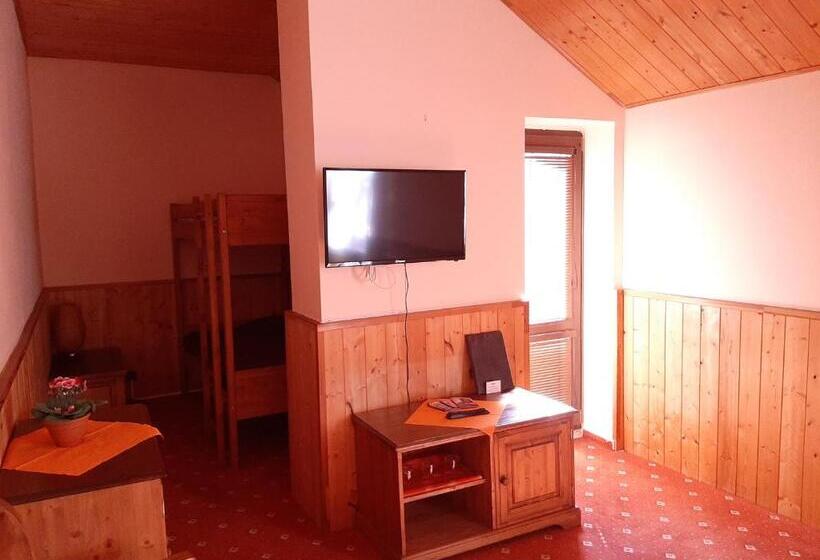 Четырехместный Номер Стандарт, Garni Hotel Asas