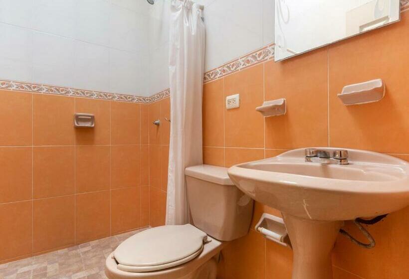 غرفة قياسية, Rancho Hotel El Carmen