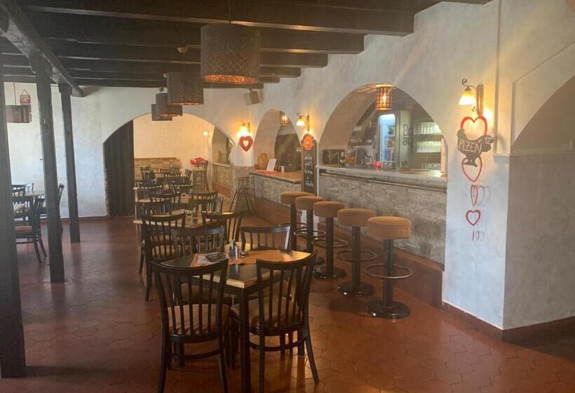 스탠다드 룸, Penzion A Restaurace Na Jízdárně