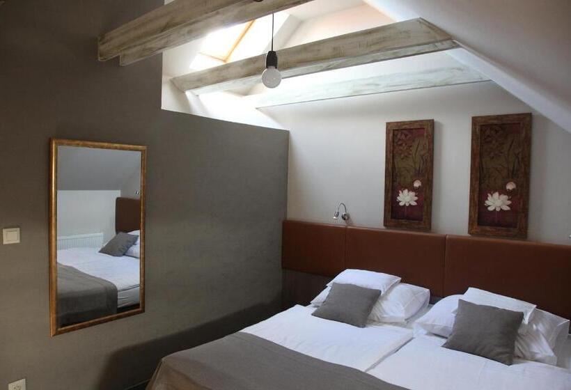 غرفة قياسية, Portré Panzió