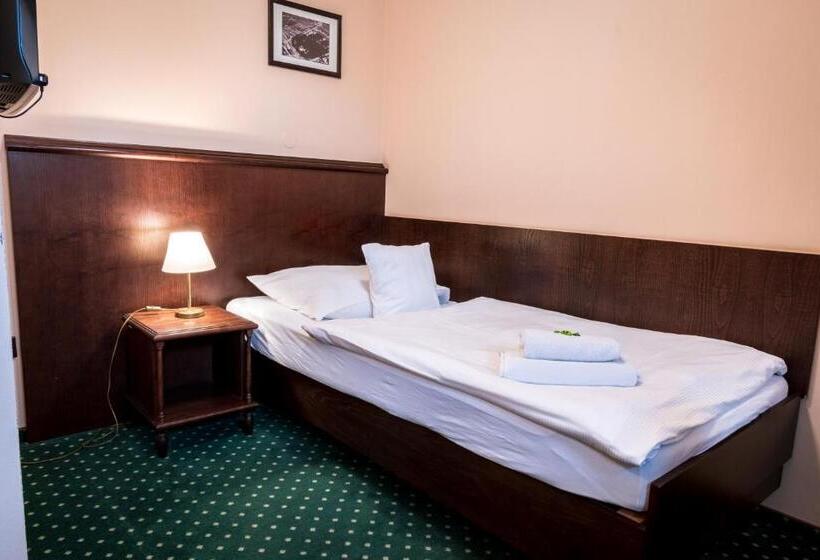 スタンダードシングルルーム, U Hejtmana šarovce