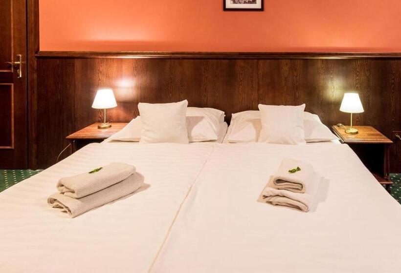 חדר סטנדרט מותאם לאדם עם מוגבלויות, U Hejtmana šarovce