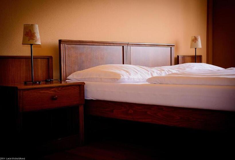 Номер Стандарт, Penzion Pod Kašnou