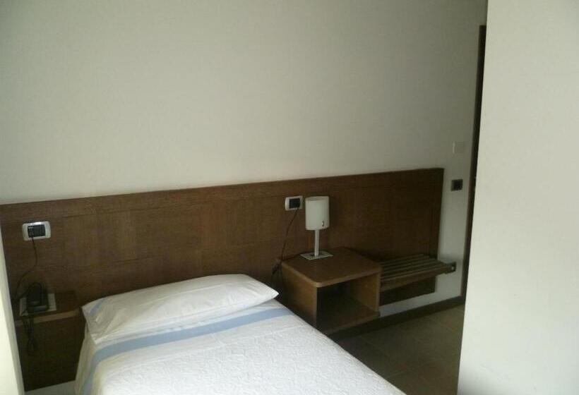 Pokój Standard Jednoosobowy, Albergo Sole