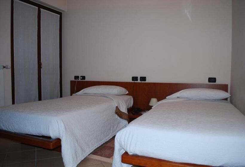 Номер Стандарт, Albergo Sole